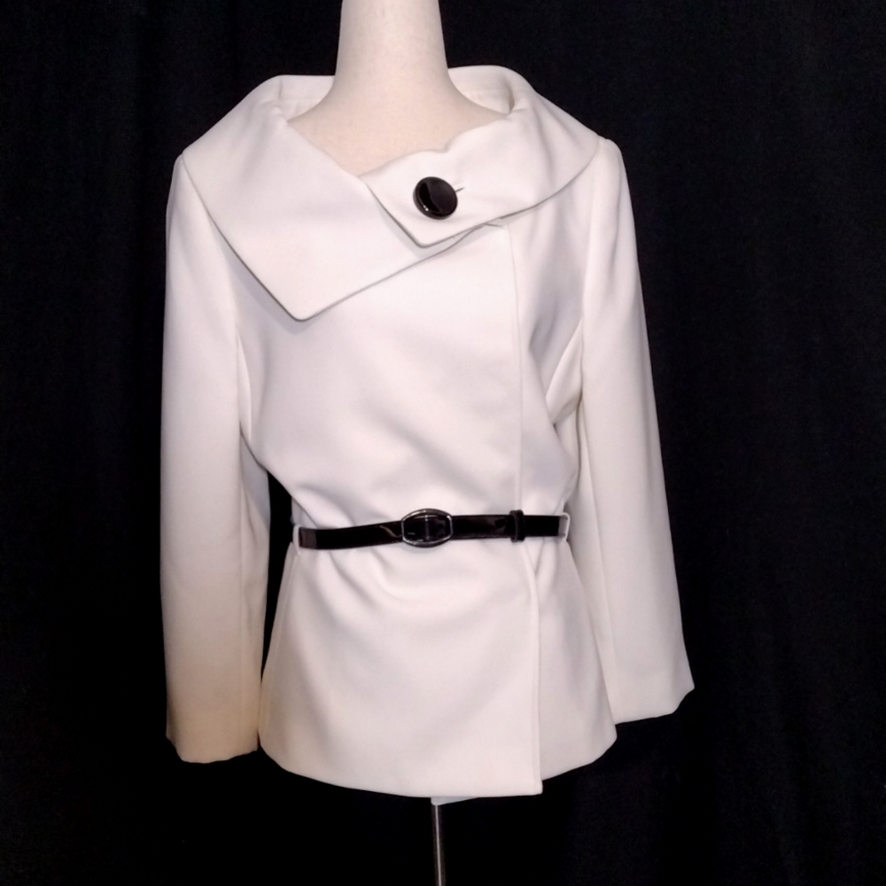 VTG Tahari Arthur S. Levine White Jacket/Blazer Cowl Neck w/ Black Belt Size 12